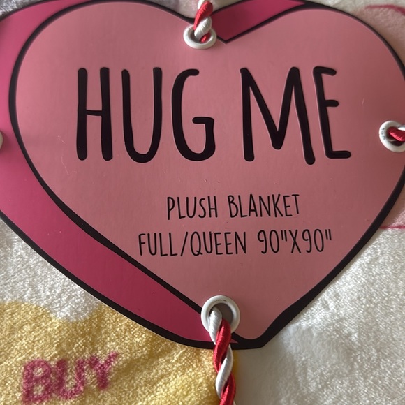 Hug Me Candy Hearts Valentine Throw Blanket - Picture 2 of 8